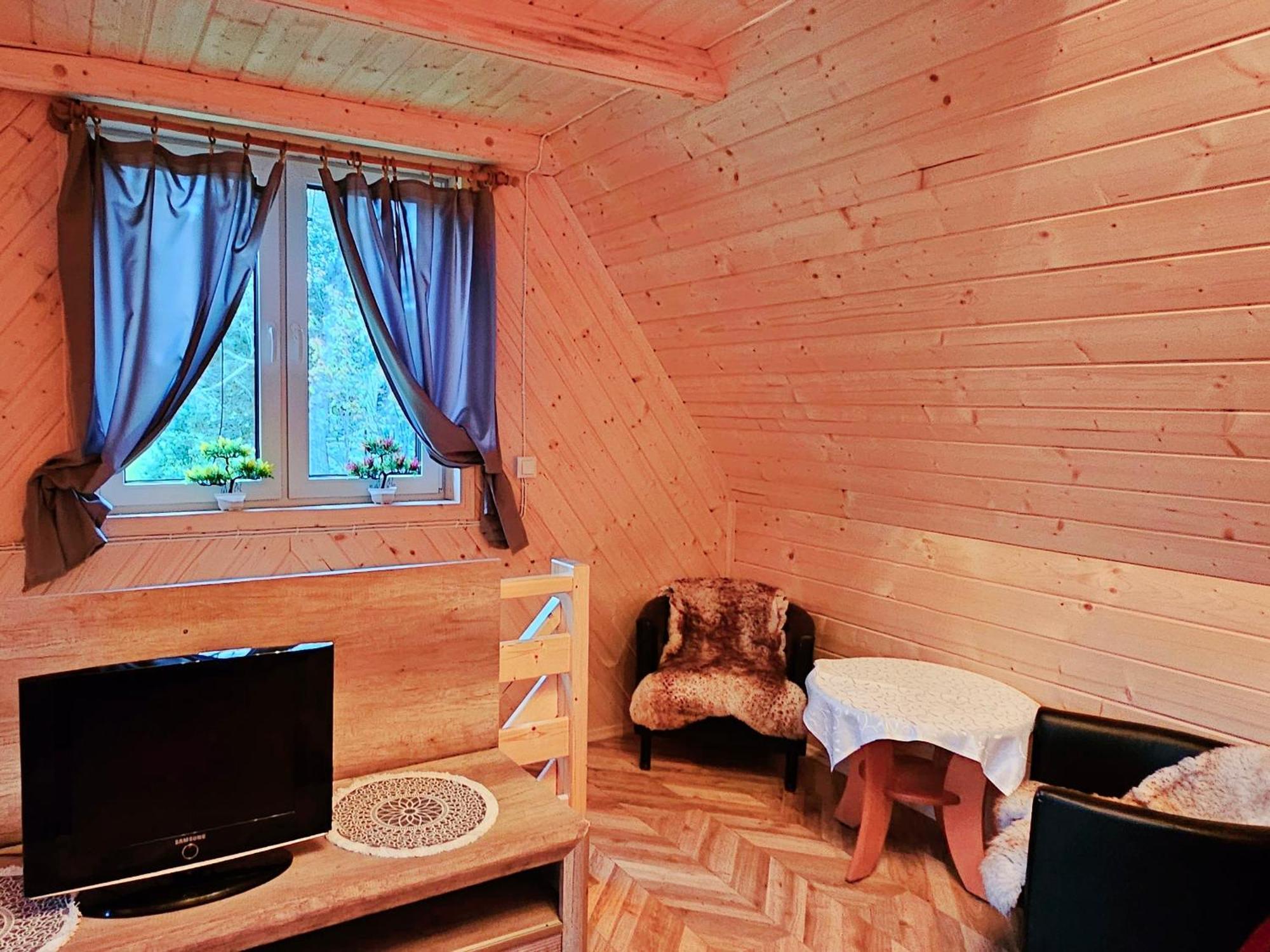 Eco Domek Z Duzym Ogrodem I Widokiem ムジャシフレ エクステリア 写真
